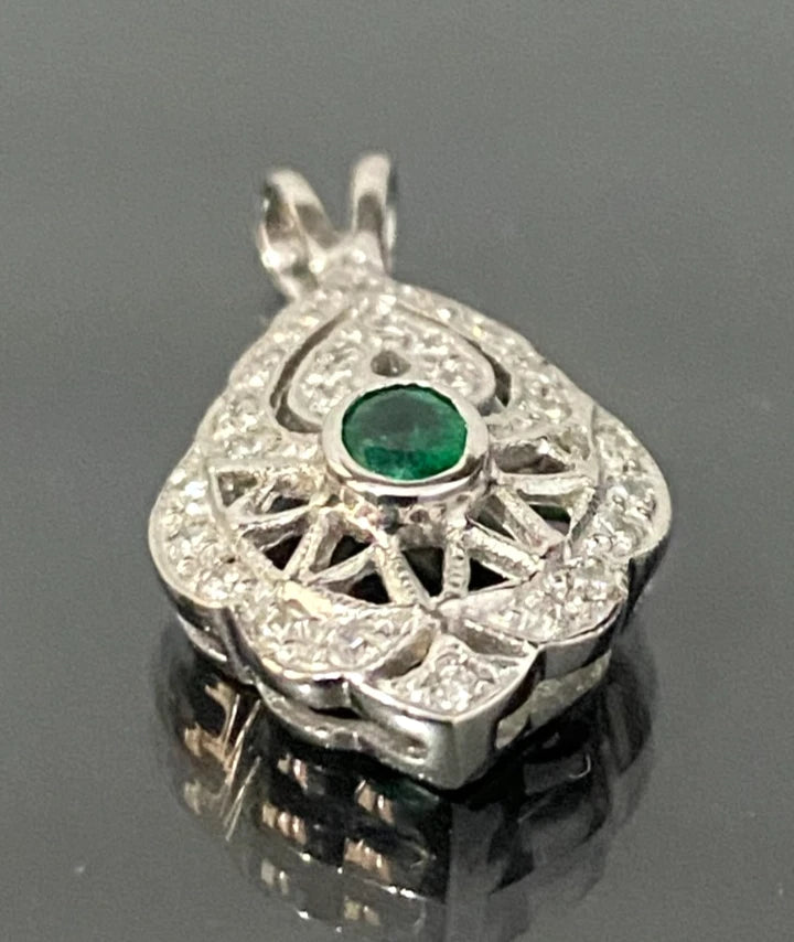 18K White Gold With Emerald & 0.20CT Diamond Pendant