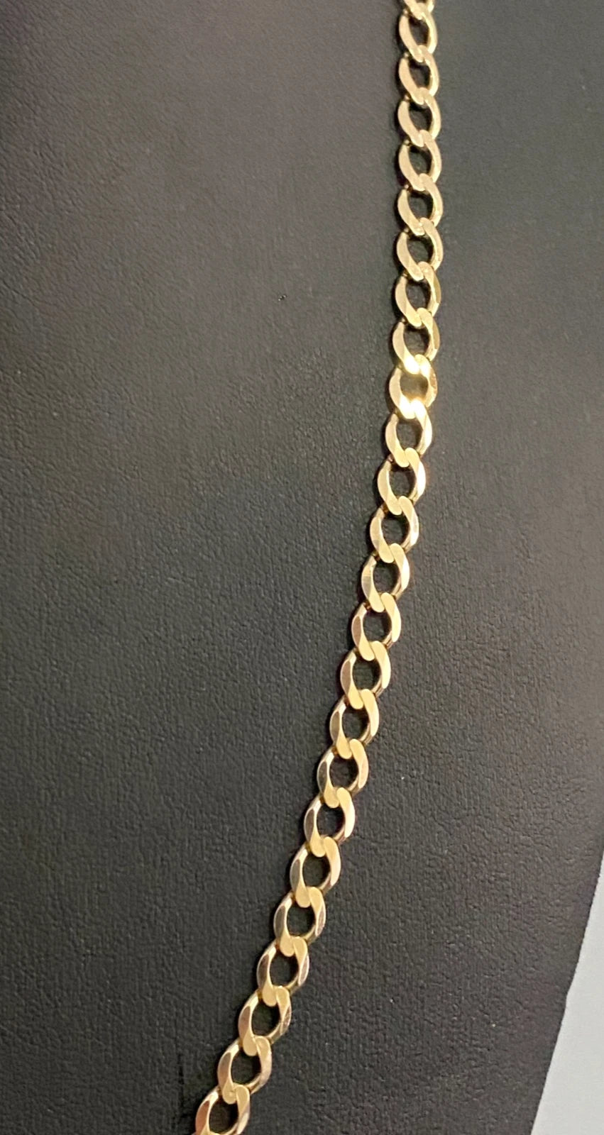 9K Yellow Gold Diamond Cut Curb Link Chain Necklace 62cm Long