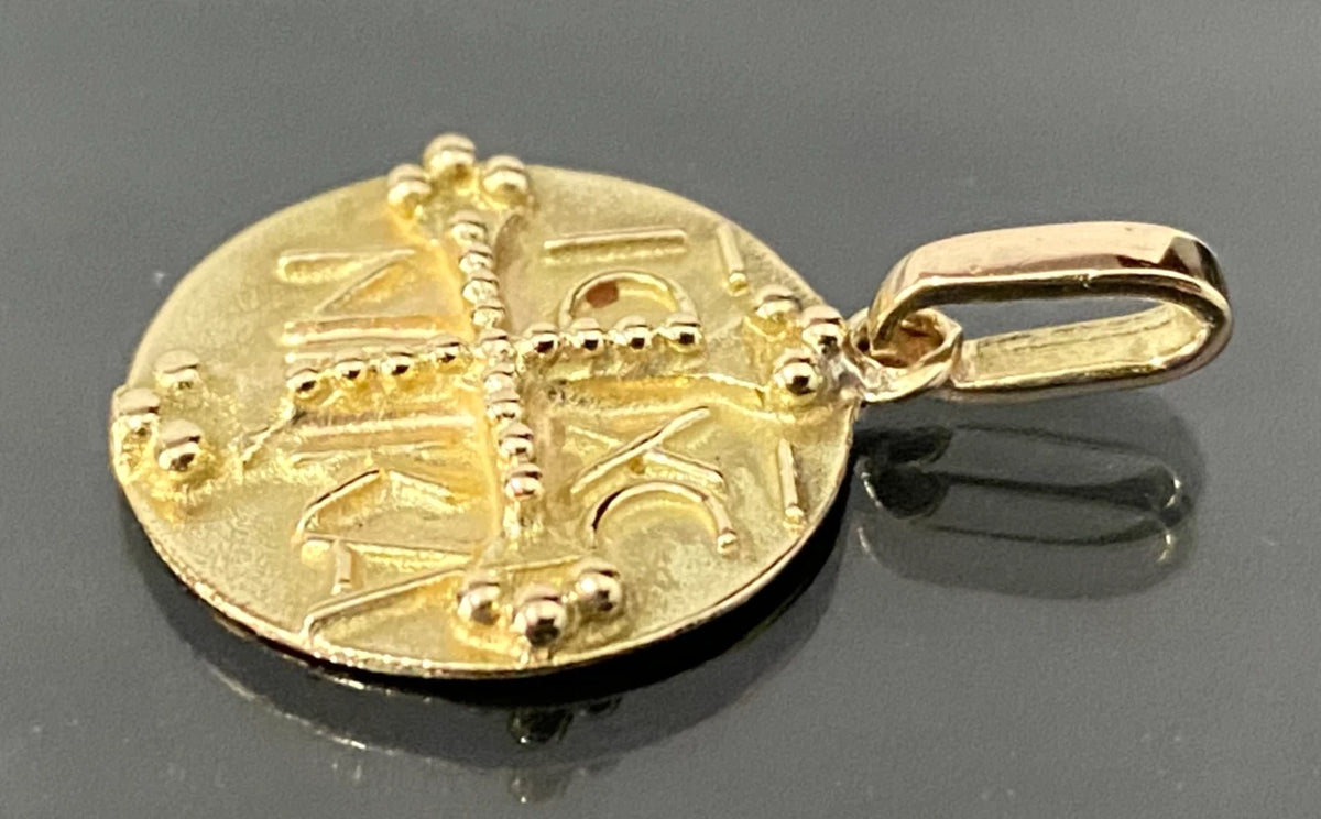 14K Yellow Gold Christogram Symbol IC XC NIKA Jesus Christ Conque Pendant