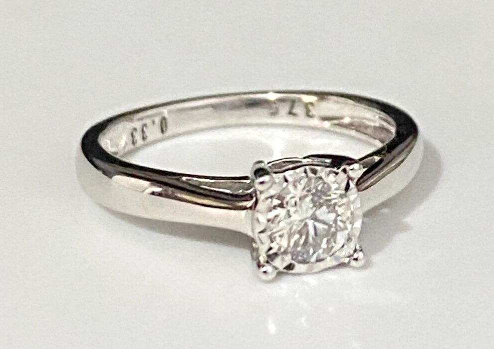 9K White Gold & 0.33CT Diamond Engagement Ring Size J - 4 3/4