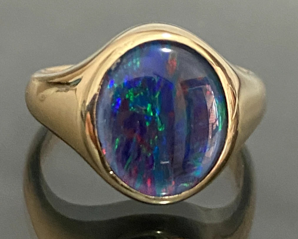 1960's 9K Yellow Gold & Opal Signet Ring Size P (US 7.75) - Vintage Jewellery