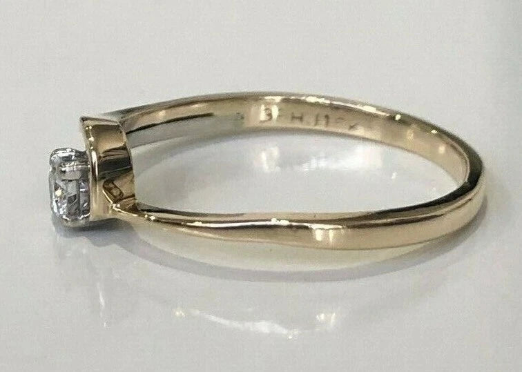 10K Two Color Gold & 0.15CT Diamond Single Stone Swirl Ring Size O - 7