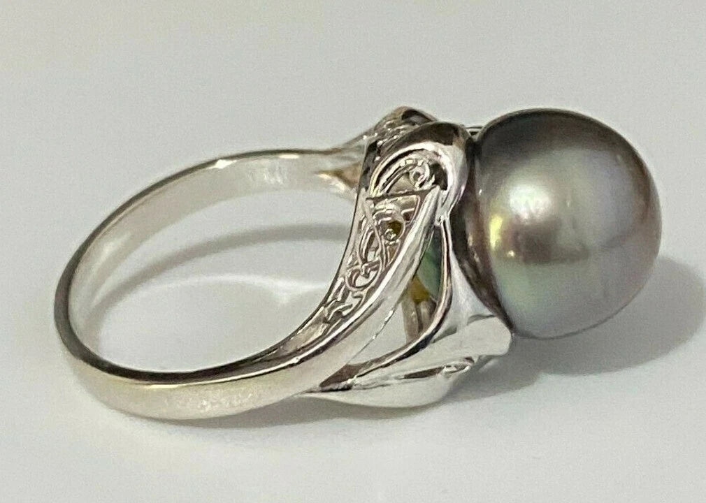 14K White Gold & 10.70mm Tahitian Pearl Ring size K - 5 1/8