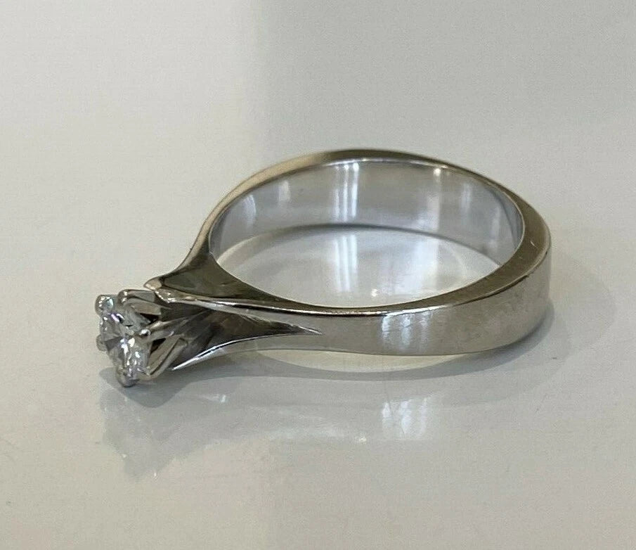 14K White Gold & 0.25CT Diamond High Set Solitaire Ring Size L 1/2 - 5 7/8