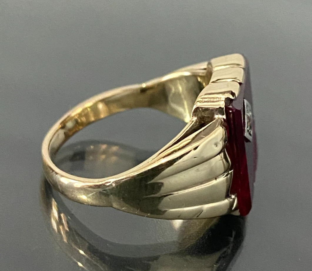 10K Yellow Gold W/ Synthetic Ruby & Stone Men's Signet Ring Size R - 8 7/8