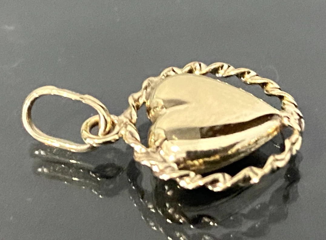 9ct Yellow Gold Heart Charm / Pendant – 21mm