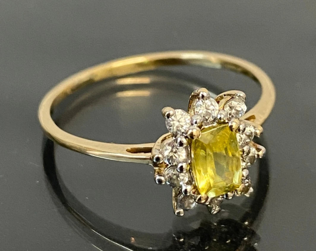 10ct Yellow Gold Sphene & Natural Zircon Cluster Ring Size S (US 9.15)