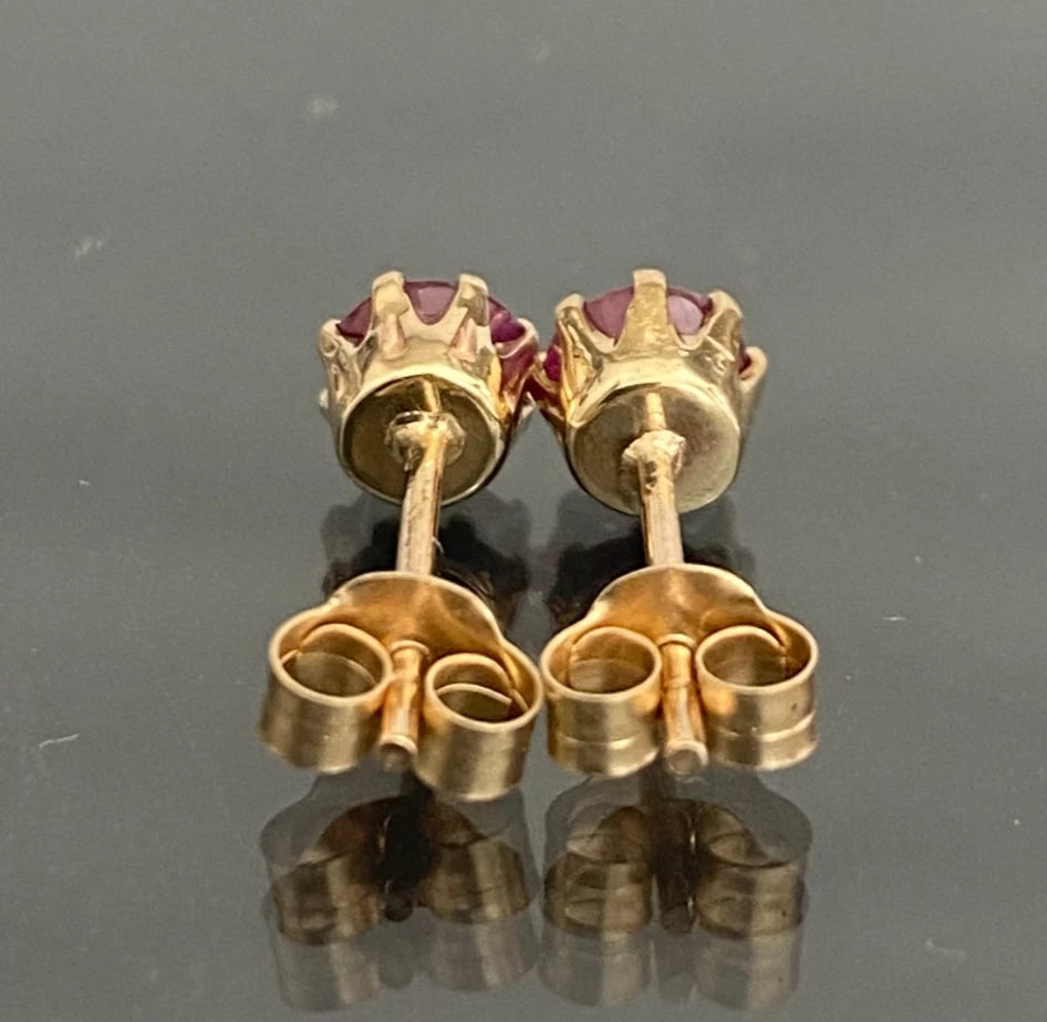 9ct Yellow Gold & Ruby Stud Earrings
