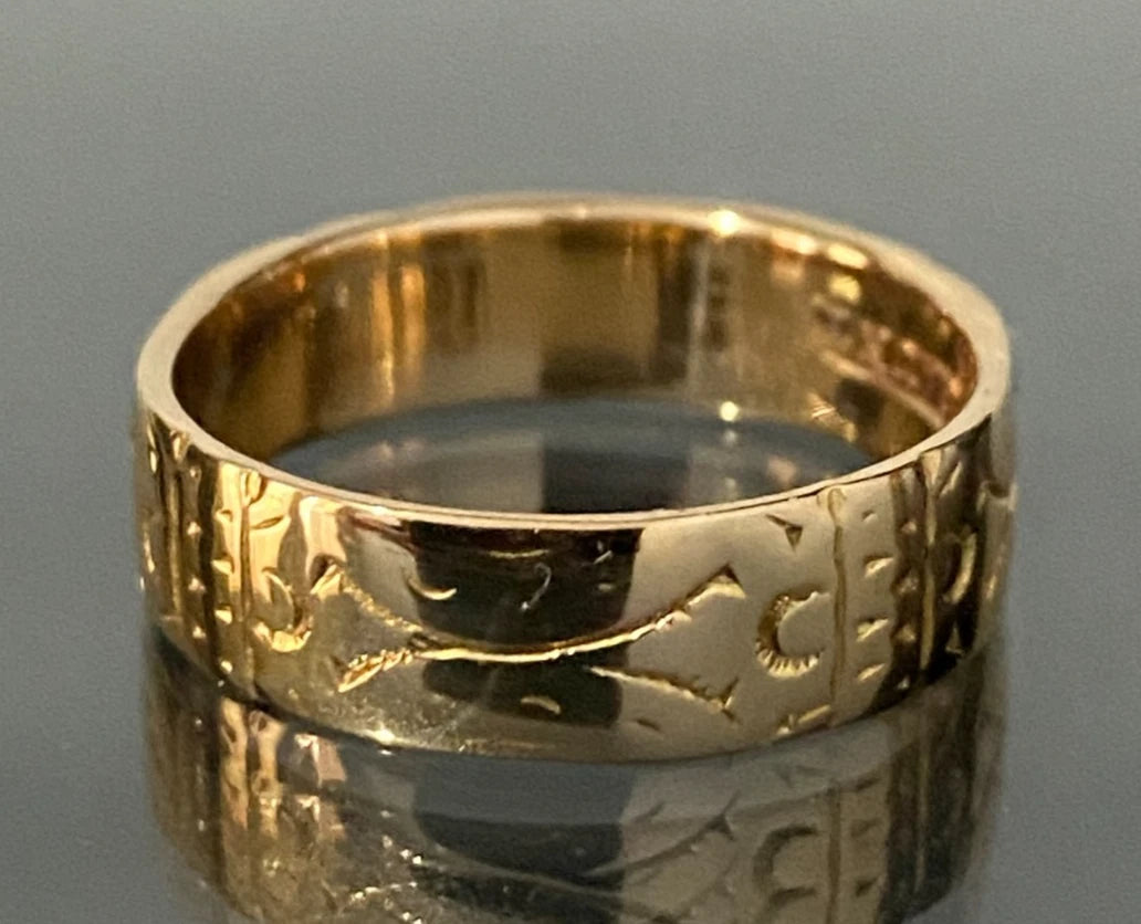 Antique Australian 18K Yellow Gold Engraved Wedding Band Ring Size L - 5 7/8