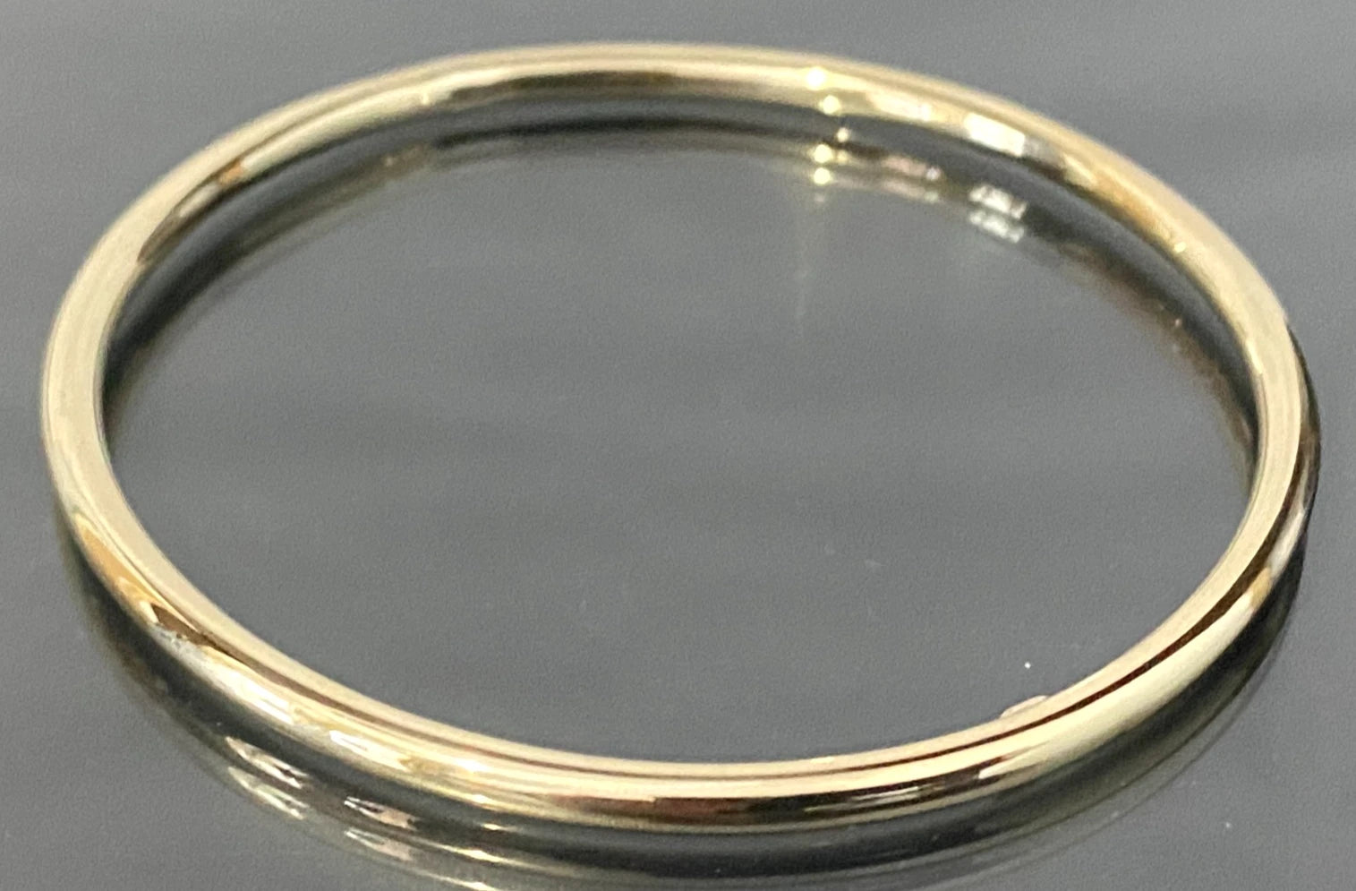 9K Yellow Gold Hollow Bangle 58mm