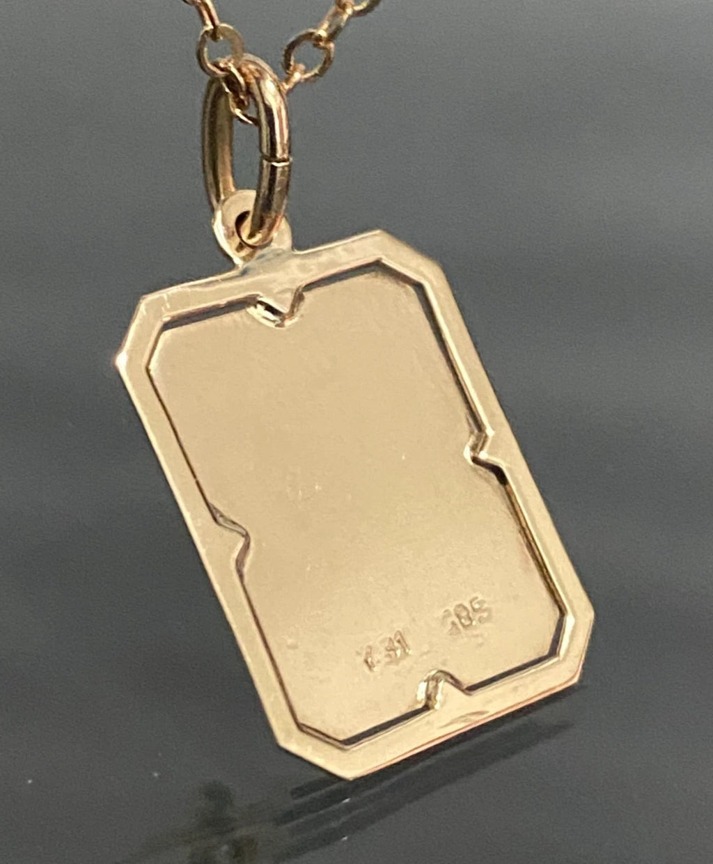 Vintage 14ct Yellow Gold Rectangular Floral Engraved Pendant