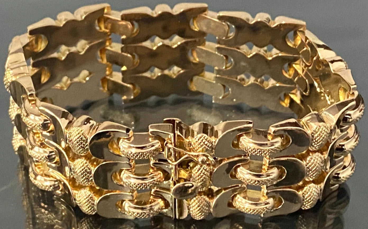 1940's Italian 18ct Yellow Gold Wide Hobnail Bracelet 19.50cm Long