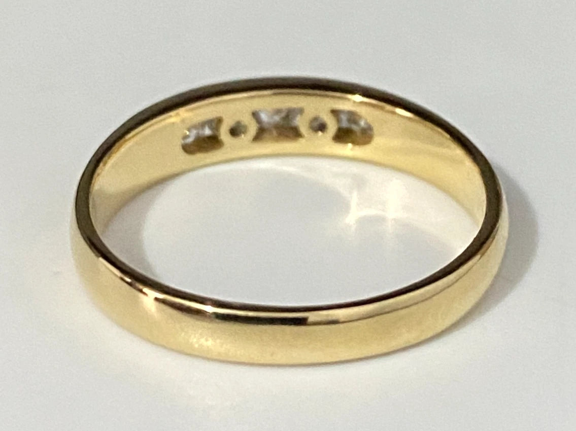 18K Yellow Gold & 0.25CT Diamond Channel Set Wedding Band Ring Size O - 7 1/4