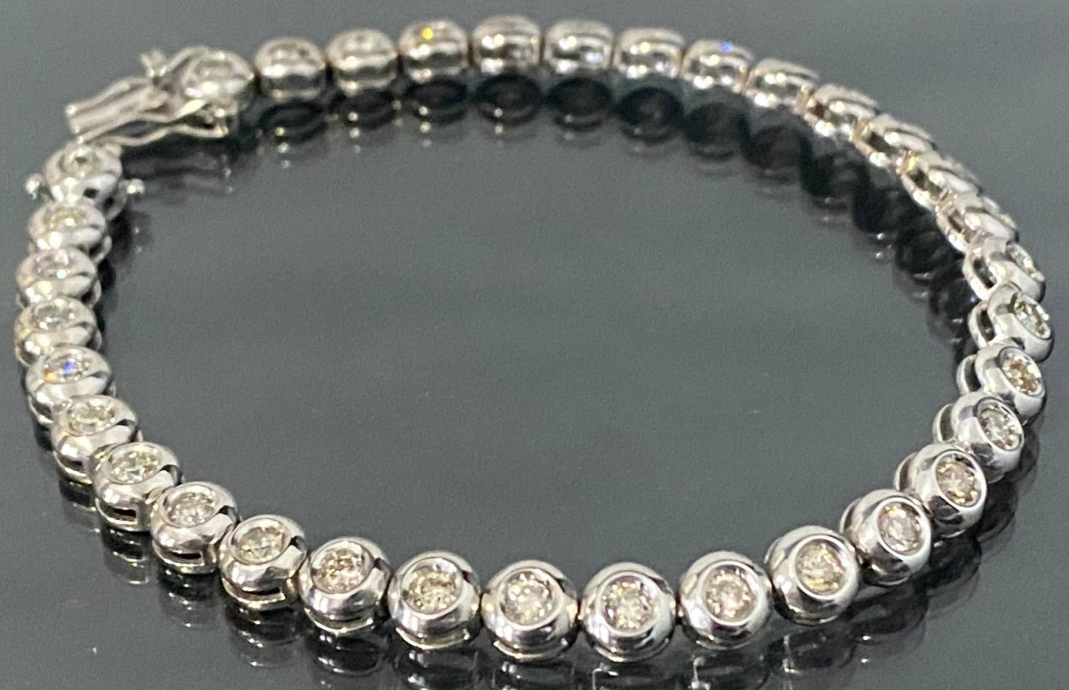 18K White Gold & 2.0CT Diamond Bezel-Set Tennis Bracelet 18.50cm Long