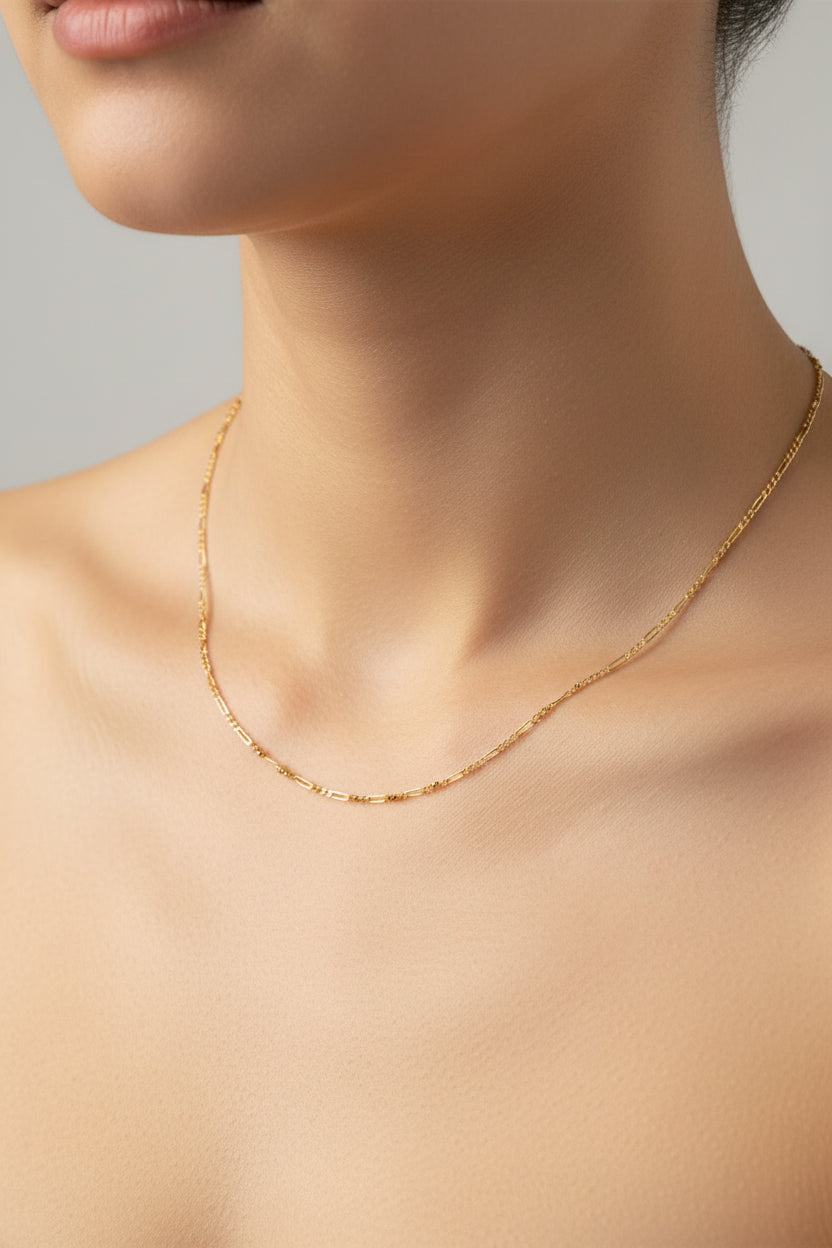 Short 9K Yellow Gold Figaro Link Chain Necklace - 40.0cm Long