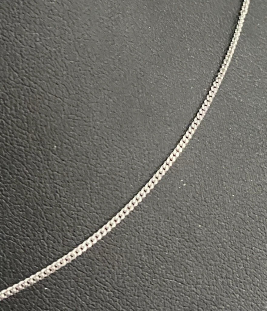 18K White Gold Curb Link Chain Necklace 46cm Long