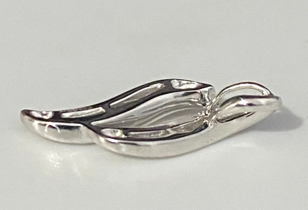 9K White Gold & 0.12CT Diamond Pendant