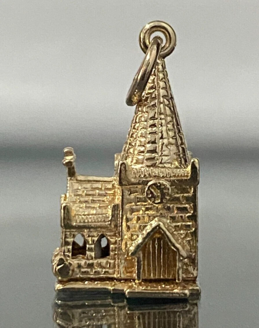 9K Yellow Gold Wedding in Church Opening Charm / Pendant
