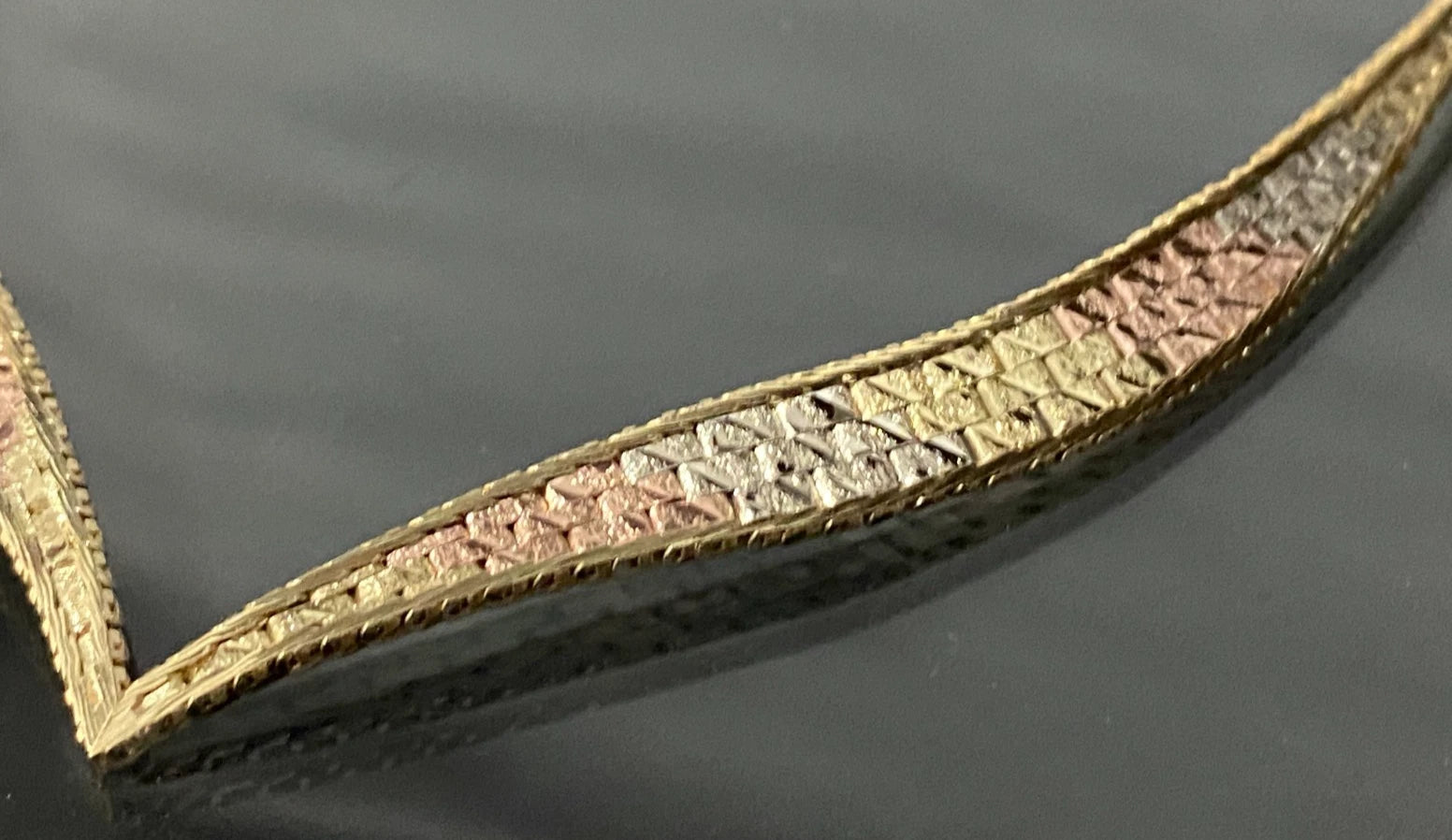 9K Tri-Color Gold Flat Collar Brick Design V Shaped Chain Necklace 40cm Long