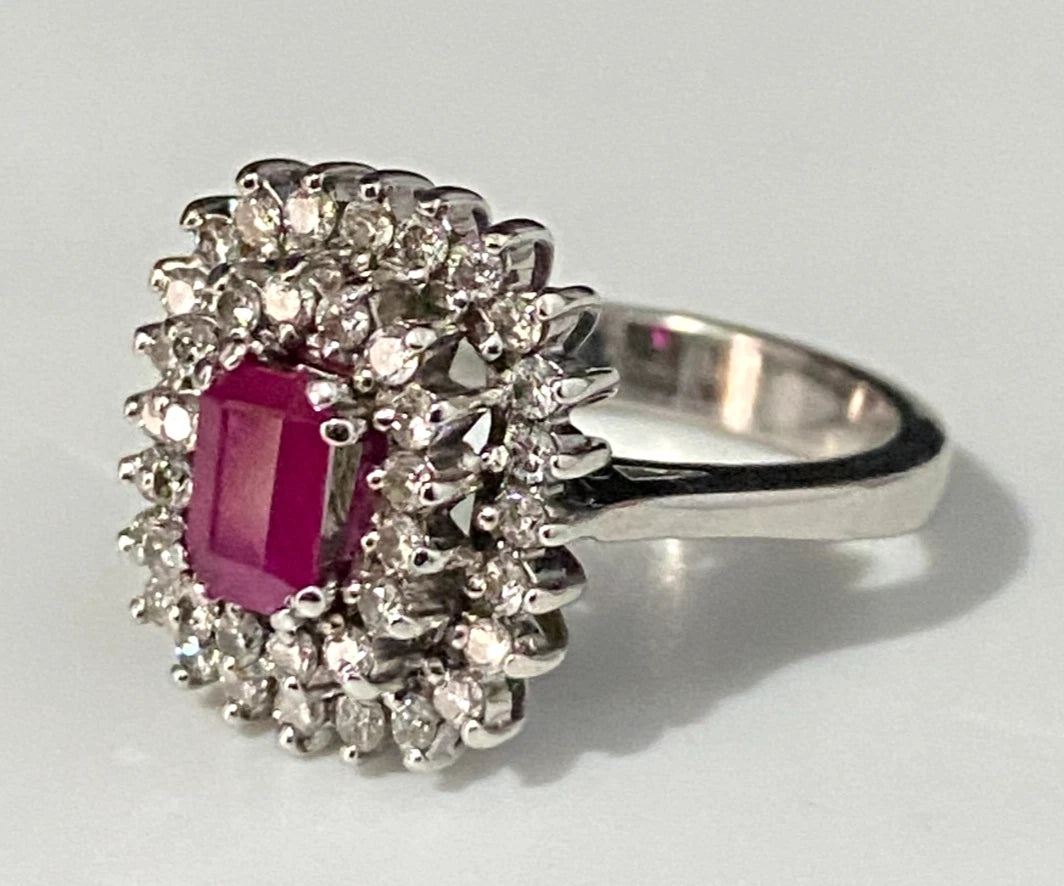 18K White Gold W/Ruby & 0.50CT Diamond Ring Size K 1/2 - 5 1/2