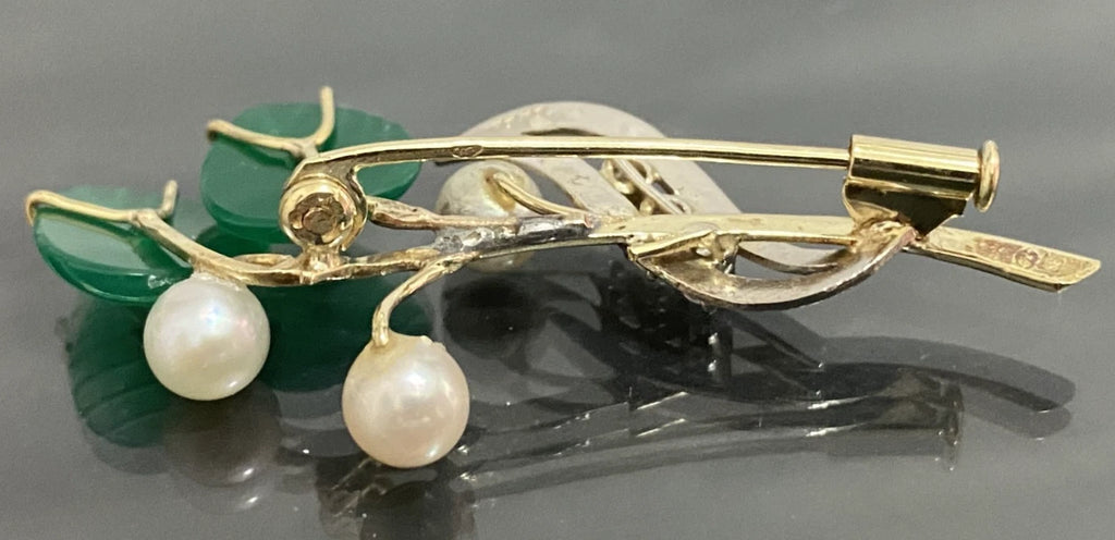 Vintage 14K Yellow Gold Chalcedony leaves Pearl Diamond Brooch 50cm Long