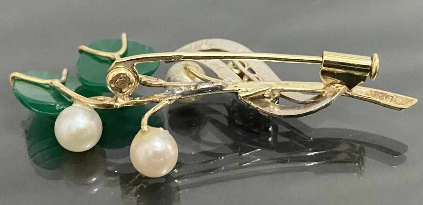 Vintage 14K Yellow Gold Chalcedony leaves Pearl Diamond Brooch 50cm Long