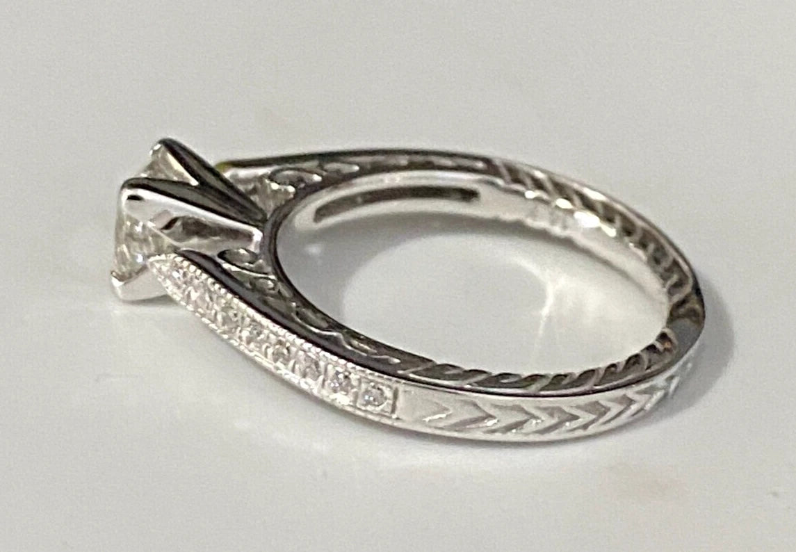 14K White Gold & 0.80CT GIA Diamond Engagement Ring Size J 1/2 - 5