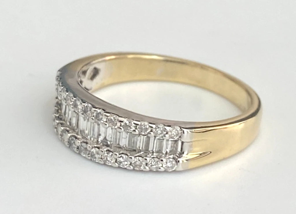 18K Yellow Gold & 0.70CT Diamond Anniversary Ring Size P (US 7.75)