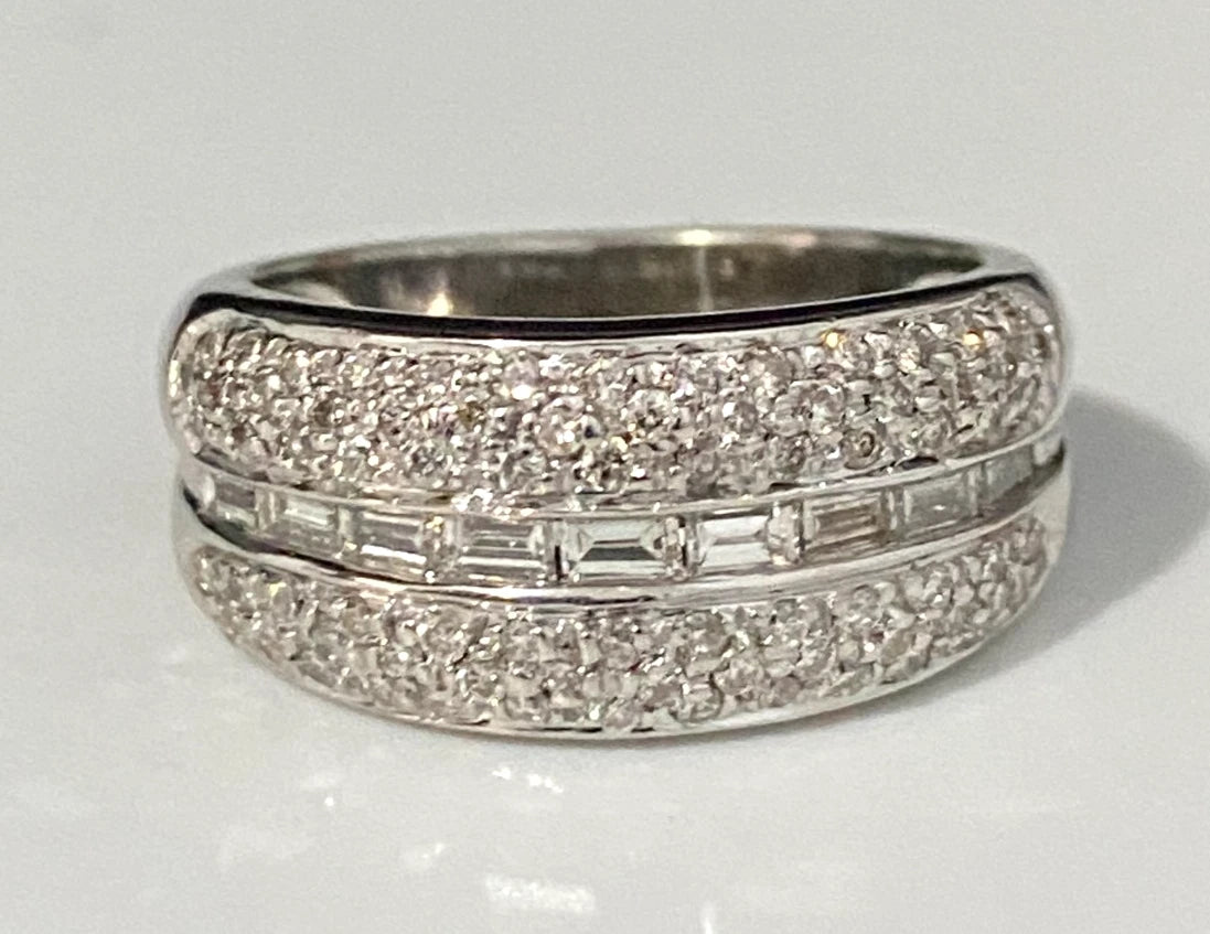 9K White Gold & 0.75CT Diamond Stacking Band Ring Size K - 5 3/8