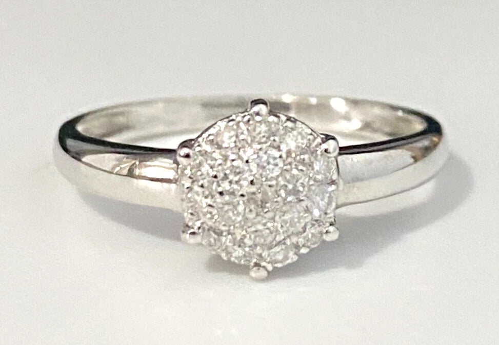 9K White Gold & 0.28CT Diamond Cluster Ring Size O - 7