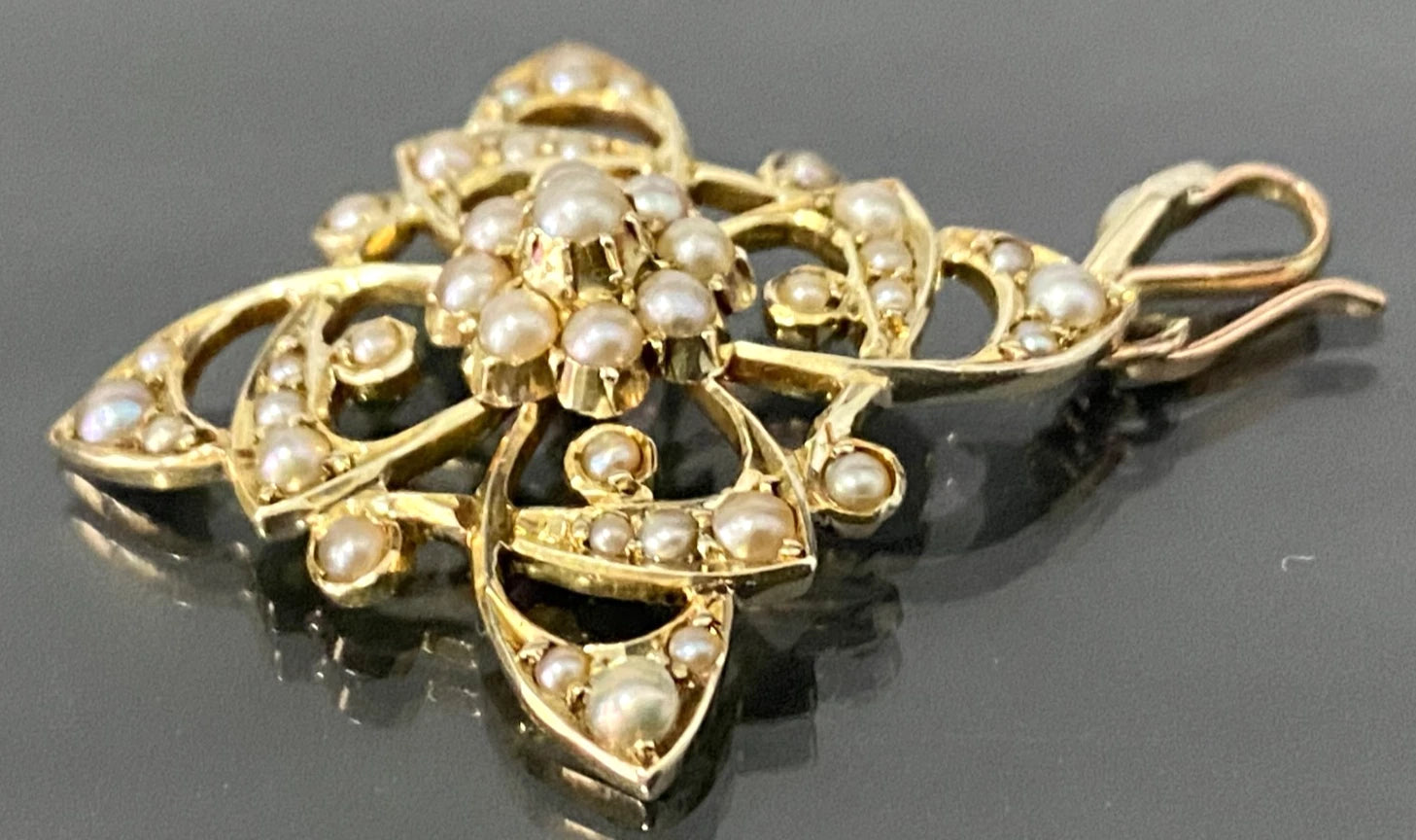 Art Nouveau 9K Yellow Gold & Seed Pearls Pendant 40.80mm High