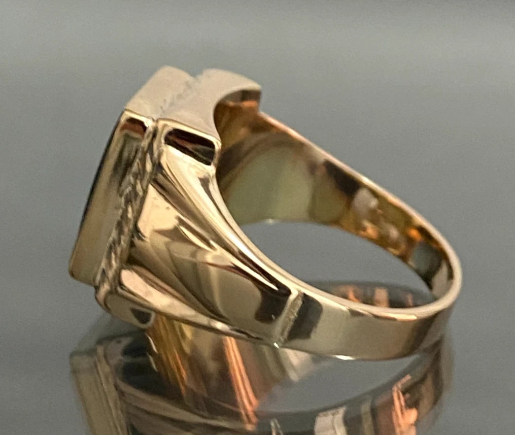 10K Rose Gold Onyx Men's Signet Ring Size Q 1/2 (US 8.5) - Vintage Jewellery