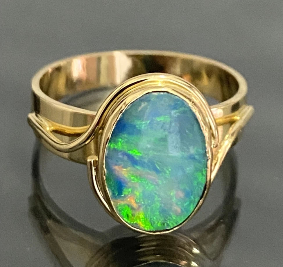 18K Yellow Gold Opal Doublet Ring Size V 1/2 (US 11) - Vintage Jewellery