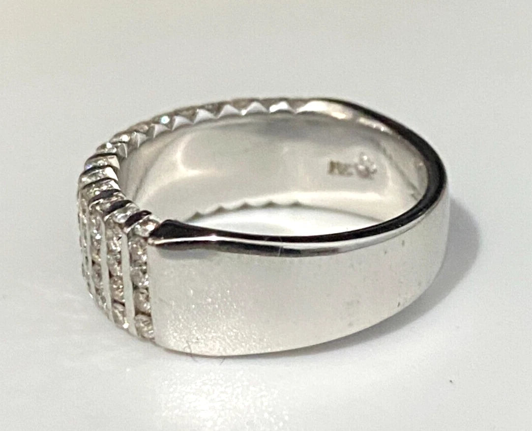 Heavy 18K White Gold & 1.20CT Brilliant Diamond Band Ring Size O - 7
