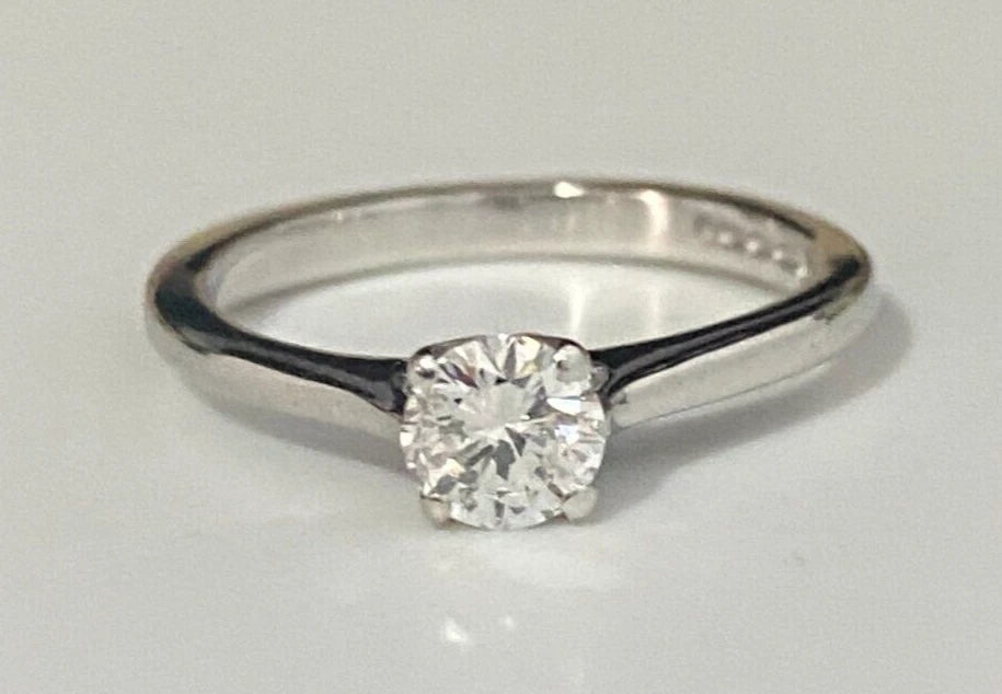18K White Gold & 0.35CT Diamond Solitaire Ring Size H 1/2 - 4