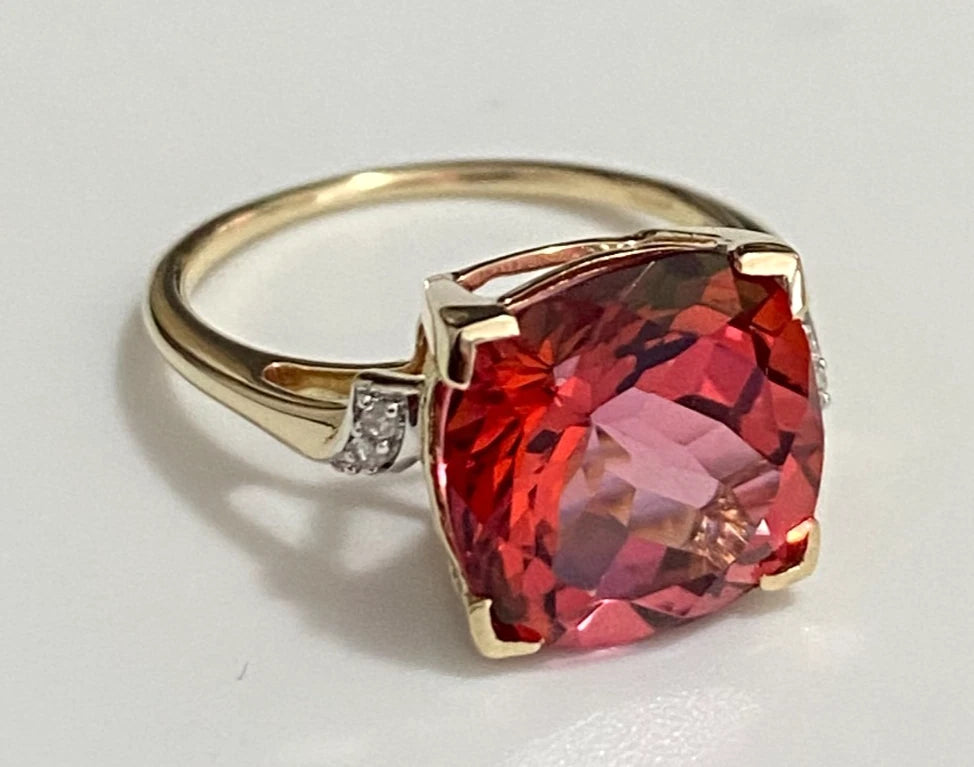 10K Yellow Gold 6.80CT Topaz & Diamond Ring Size L (US 5.75)