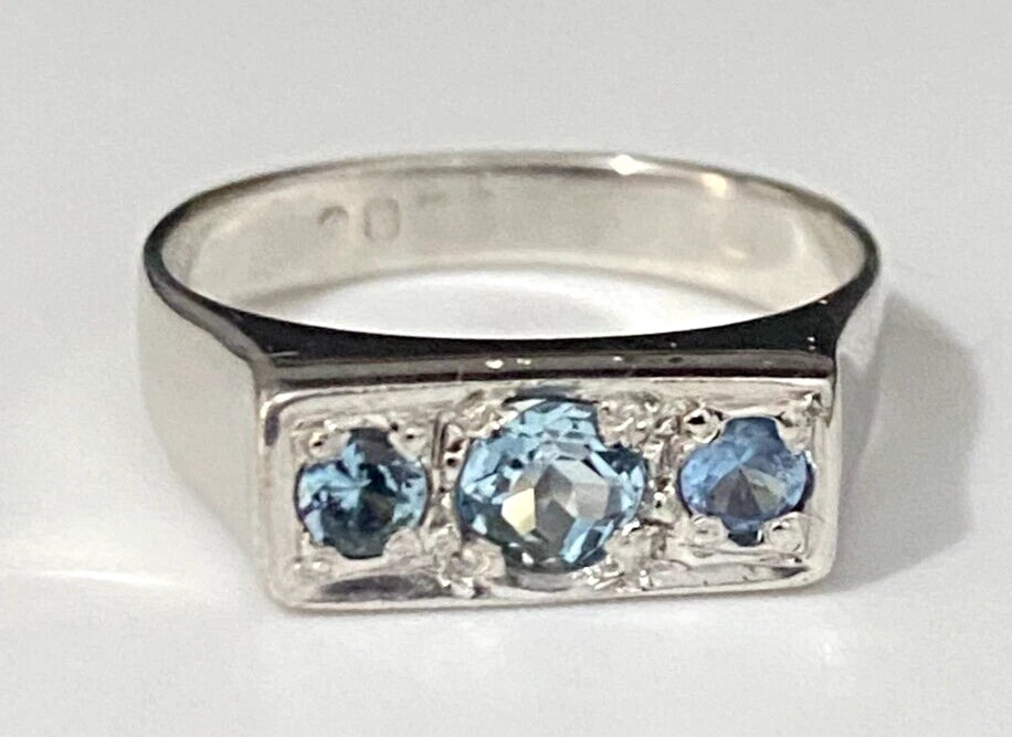 Vintage 9K White Gold & Blue Gemstones Ring Size L - 5 1/2