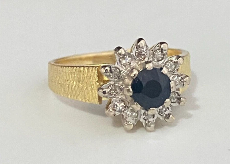 18K Yellow Gold W/ Sapphire & Diamond Cluster Ring Size I 1/2 - 4 1/2