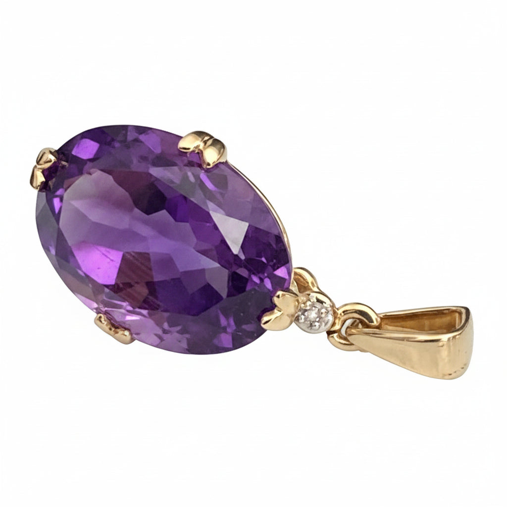 10K Yellow Gold Amethyst & Diamond pendant 31mm
