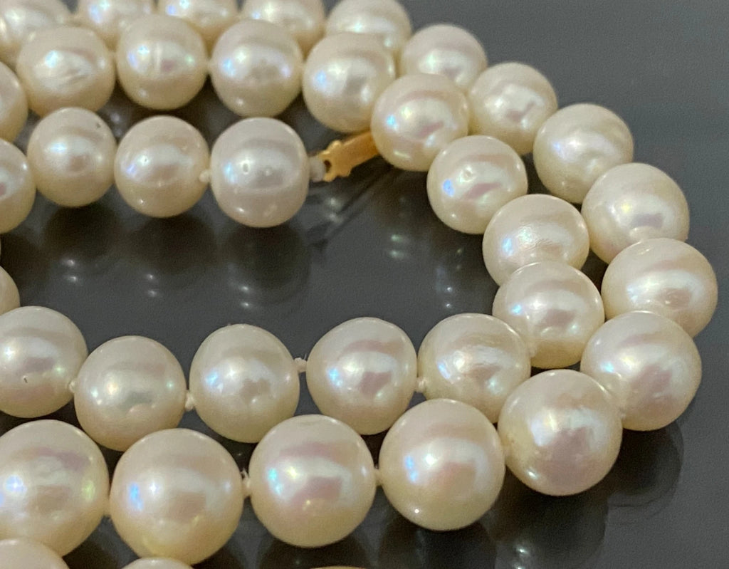 White Cultured Pearl Single-Strand Necklace W/ 9K Yellow Gold Clasp 44cm Long