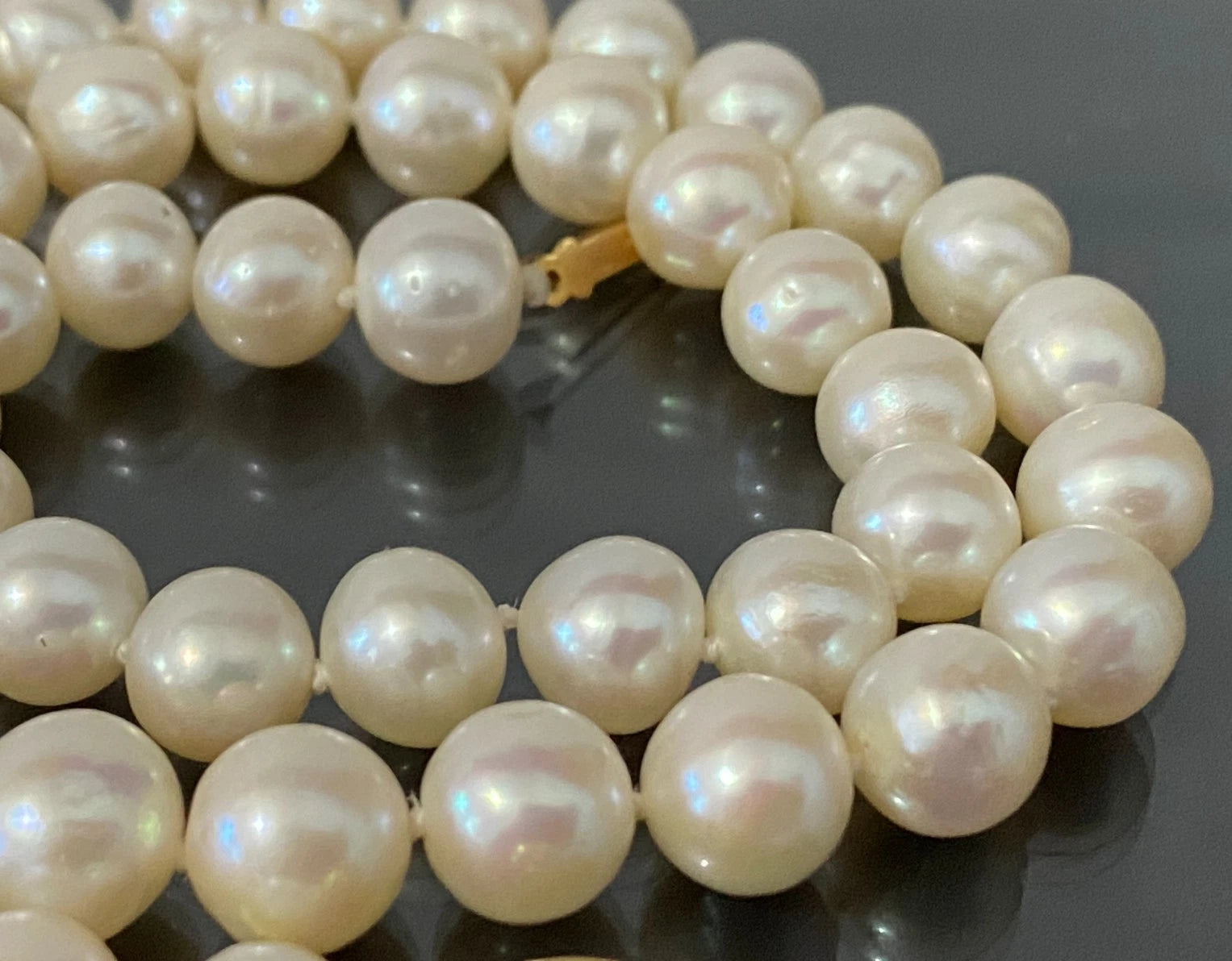 White Cultured Pearl Single-Strand Necklace W/ 9K Yellow Gold Clasp 44cm Long