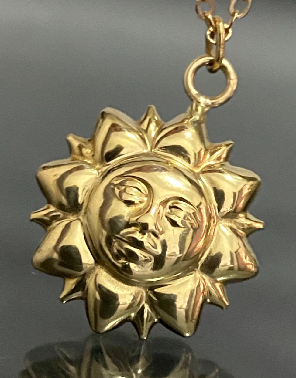 18K Yellow Gold Sun Pendant 25.0mm High