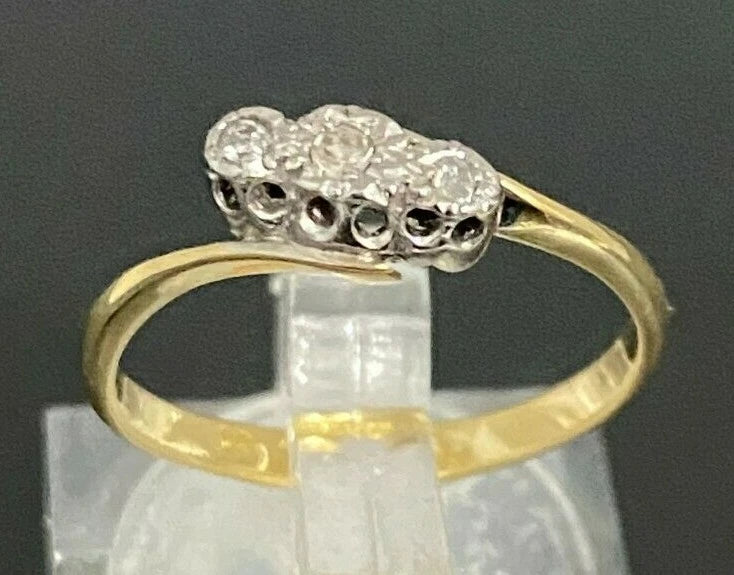 18K Yellow Gold & Diamond Three Stone Ring Size O - 7