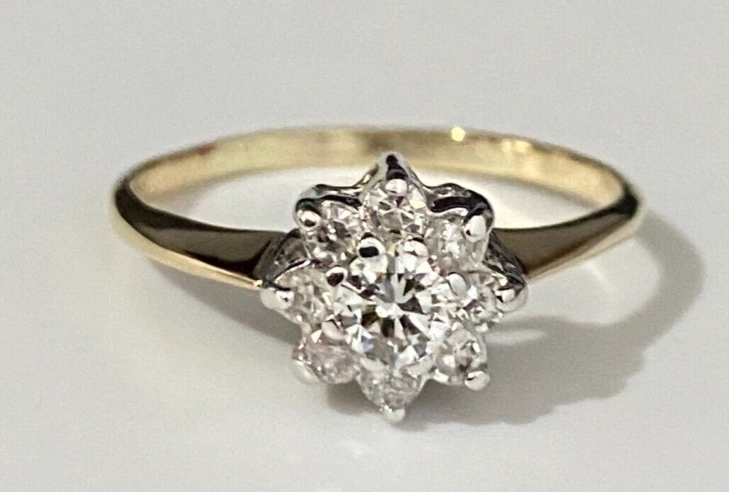 14K Yellow Gold & 0.45CT Diamond Cluster Ring Size Q - 8