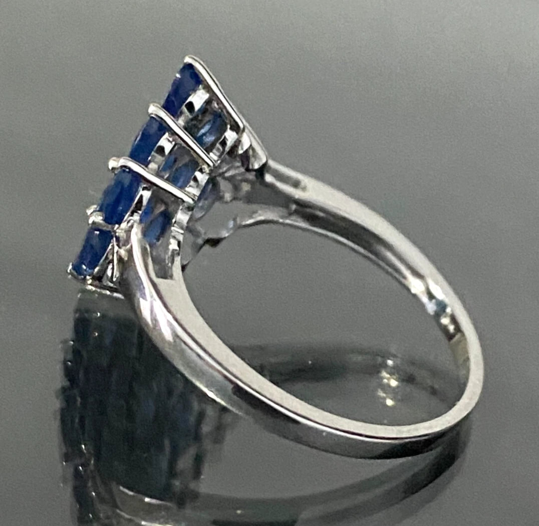 9K White Gold & Kyanite Cluster Ring Size R - 8 3/4