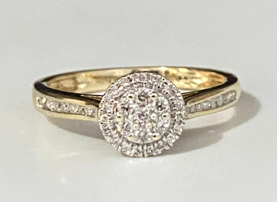 10K Yellow Gold & 0.25CT Diamond Halo engagement Ring Size O - 7 1/4