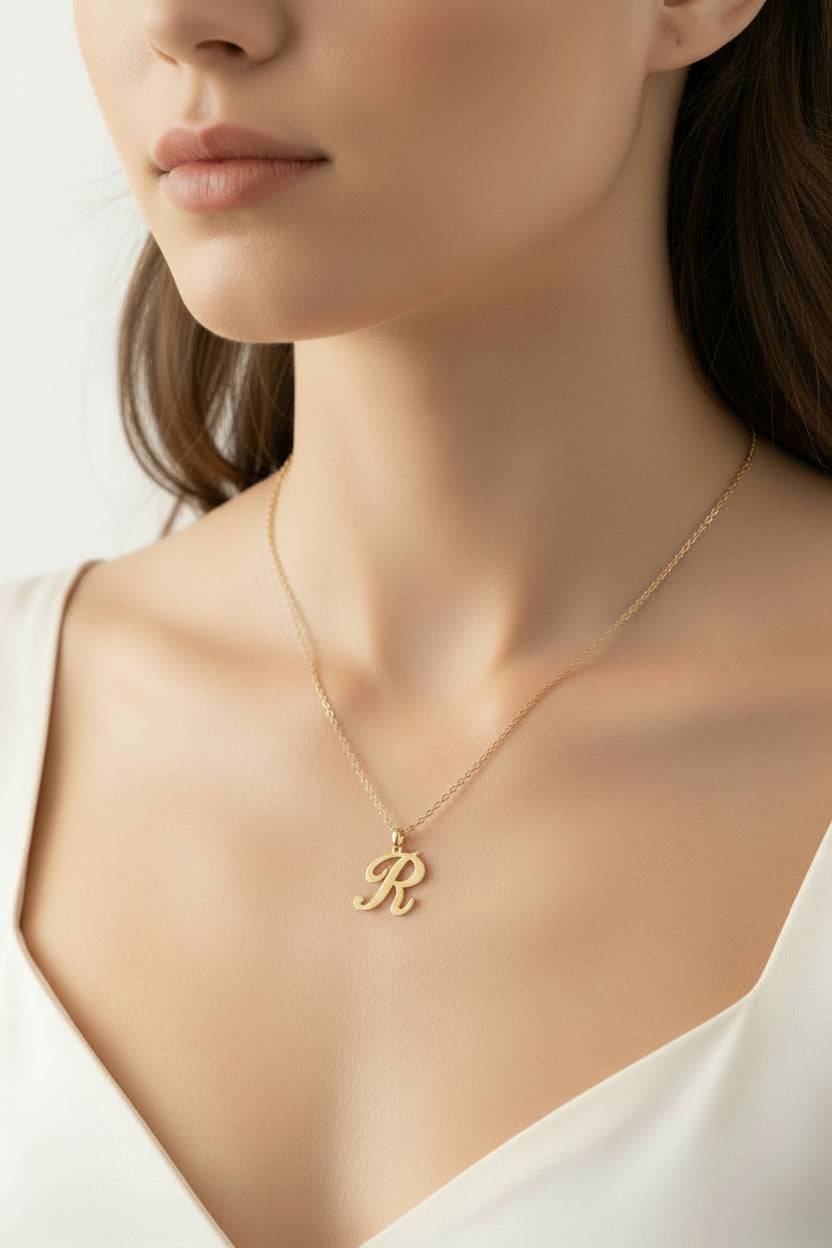 9ct Yellow Gold Script Initial 'R' pendant