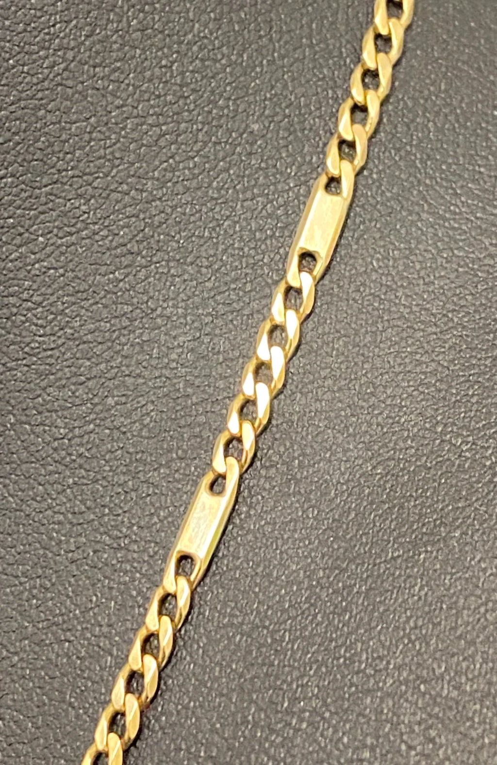 9K Yellow Gold Fancy Figaro Link Chain Necklace 57cm 22.5" Estate Jewellery