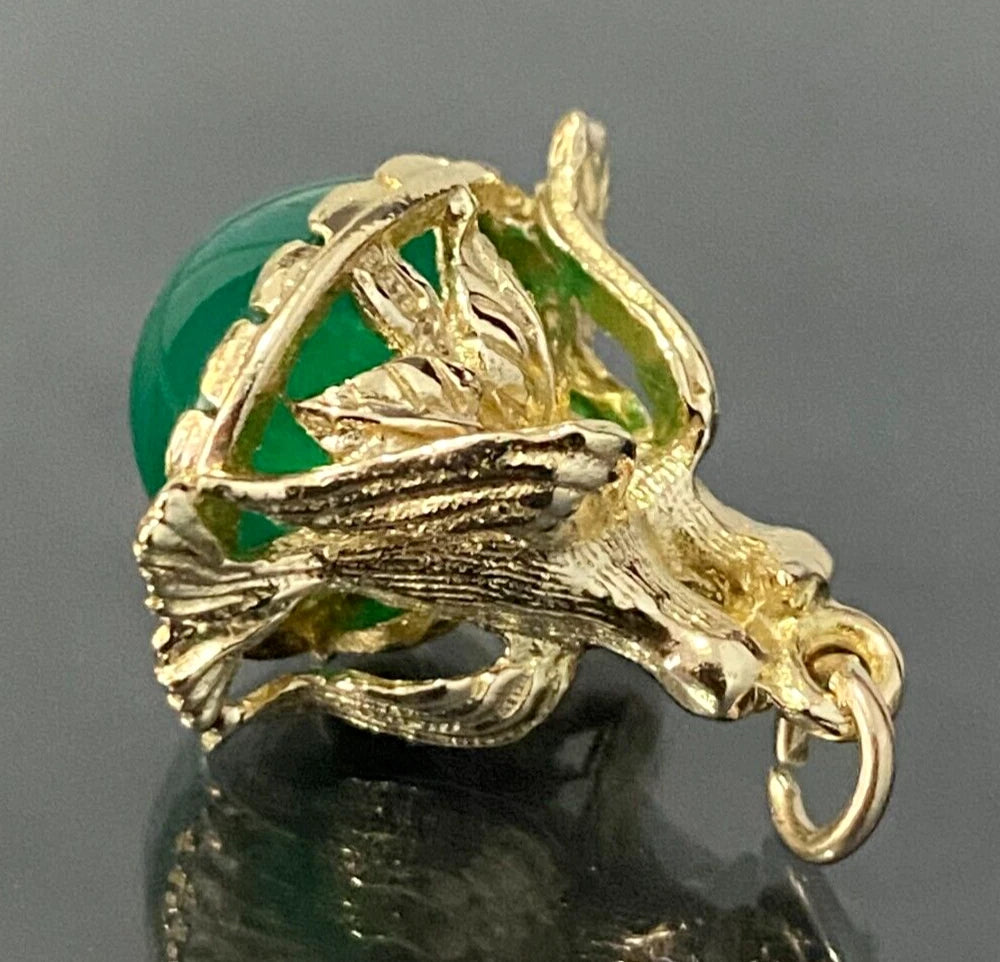 Vintage 9K Yellow Gold & Chrysoprase Love Birds Charm Seal Fob Pendant