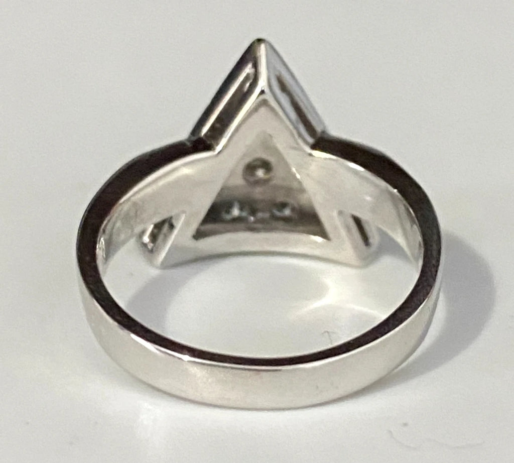 18K White Gold & 0.75CT Diamond Triangle Ring Size M - 6 1/4